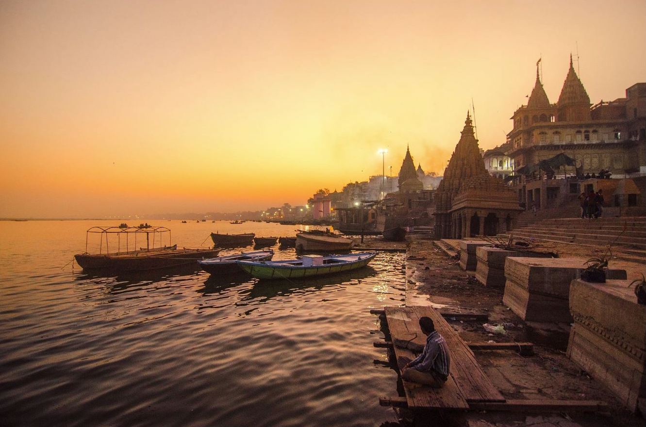 [GhatsOfVaranasi]